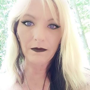 Meet your Posher, Andria